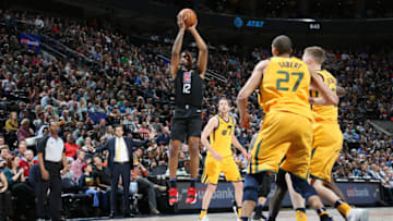 SALT LAKE CITY, UT - APRIL 5: Tyrone Wallace #12 of the LA Clippers shoots the ball during the game against the Utah Jazz on April 5, 2018 at vivint.SmartHome Arena in Salt Lake City, Utah. Copyright 2018 NBAE (Photo by Melissa Majchrzak/NBAE via Getty Images)