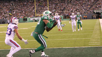 EAST RUTHERFORD, NJ - NOVEMBER 02: Tight End Austin Seferian-Jenkins