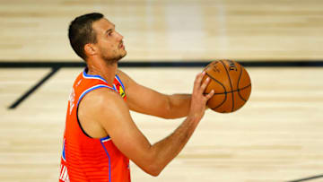 LAKE BUENA VISTA, FLORIDA - AUGUST 14: Danilo Gallinari #8 of the Oklahoma City Thunder shoots the ball during the first quarter against the LA Clippers at The Field House at ESPN Wide World Of Sports Complex on August 14, 2020 in Lake Buena Vista, Florida. NOTE TO USER: User expressly acknowledges and agrees that, by downloading and or using this photograph, User is consenting to the terms and conditions of the Getty Images License Agreement. (Photo by Mike Ehrmann/Getty Images)