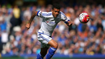 LIVERPOOL, ENGLAND - SEPTEMBER 12: Kenedy of Chelsea during the Barclays Premier League match between Everton and Chelsea at Goodison Park on September 12, 2015 in Liverpool, United Kingdom. (Photo by Alex Livesey/Getty Images)