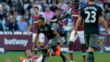 STRATFORD, ENGLAND - SEPTEMBER 25: Mark Noble of West Ham United in action with Southampton's Ryan Bertrand during the Premier League match between West Ham United and Southampton at London Stadium on September 25, 2016 in Stratford, England. (Photo by James Griffiths/West Ham United via Getty Images)