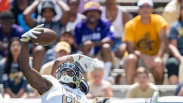 ATLANTA, GA - SEPTEMBER 1: Wide receiver Jalen Camp #80 of the Georgia Tech Yellow Jackets attempts to catch a pass in front of defensive back Daylon Burks #1 of the Alcorn State Braves at Bobby Dodd Stadium on September 1, 2018 in Atlanta, Georgia. (Photo by Michael Chang/Getty Images)