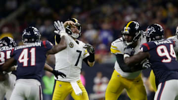 HOUSTON, TX - DECEMBER 25: Ben Roethlisberger