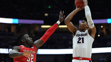 ANAHEIM, CALIFORNIA - MARCH 30: Rui Hachimura #21 of the Gonzaga Bulldogs shoots the ball against Norense Odiase #32 of the Texas Tech Red Raiders during the first half of the 2019 NCAA Men's Basketball Tournament West Regional at Honda Center on March 30, 2019 in Anaheim, California. (Photo by Harry How/Getty Images)