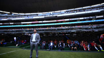 MEXICO CITY, MEXICO - JULY 28: Gerardo Espinoza, Head Coach of Atlas during the second round match between Club America and Atlas as part of the Torneo Apertura 2018 Liga MX at Azteca Stadium on July 28, 2018 in Mexico City, Mexico. (Photo by Hector Vivas/Getty Images)