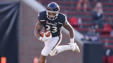 CINCINNATI, OH - NOVEMBER 07: Gerrid Doaks #23 of the Cincinnati Bearcats runs the ball during the game against the Houston Cougars at Nippert Stadium on November 7, 2020 in Cincinnati, Ohio. (Photo by Michael Hickey/Getty Images)