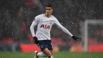 LONDON, ENGLAND - FEBRUARY 28: Erik Lamela of Tottenham Hotspur runs with the ball during the Emirates FA Cup Fifth Round Replay match between Tottenham Hotspur and Rochdaleon February 28, 2018 in London, United Kingdom. (Photo by Shaun Botterill/Getty Images)