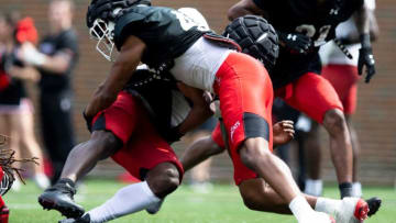 Cincinnati Bearcats defensive back Antwan Peek Jr during spring scrimmage at Nippert Stadium. The Enquirer.