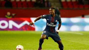 Serge Aurier during the French L1 football match between Paris Saint-Germain and Rennes at the Parc des Princes stadium in Paris on November 6, 2016. (Photo by Mehdi Taamallah/NurPhoto via Getty Images)