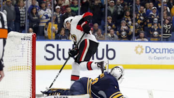 Nov 9, 2016; Buffalo, NY, USA; Ottawa Senators right wing Bobby Ryan (9) scores the game winning shootout goal on Buffalo Sabres goalie Robin Lehner (40) at KeyBank Center. Ottawa beats Buffalo in a shootout 2 to 1. Mandatory Credit: Timothy T. Ludwig-USA TODAY Sports