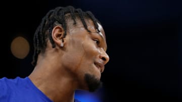 SAN FRANCISCO, CALIFORNIA - FEBRUARY 10: Cam Reddish #21 of the New York Knicks warms up before the game against the Golden State Warriorsat Chase Center on February 10, 2022 in San Francisco, California. NOTE TO USER: User expressly acknowledges and agrees that, by downloading and/or using this photograph, User is consenting to the terms and conditions of the Getty Images License Agreement. (Photo by Lachlan Cunningham/Getty Images)