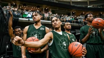 Michigan State's men's basketball team prepares to take the court during open practice on Saturday, Oct. 2, 2021, at the Breslin Center in East Lansing.211002 Msu Open Practice 041a