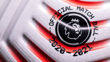 Comme d'habitude, le nouveau ballon de Premier League était attendu