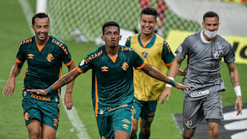 Marcos Paulo 'destruiu' o jogo no Maracanã