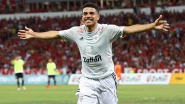 Taison nunca escondeu seu desejo de voltar ao Inter. Desejo agora confirmado.
