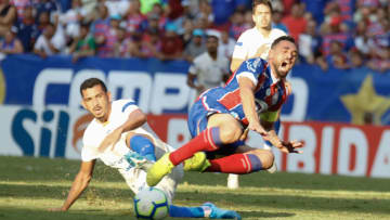 Bahia e Fortaleza se enfrentam, em Salvador, por duelo adiado do Brasileirão. 