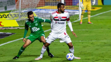 Chapecoense e São Paulo medem forças na 23ª rodada do Campeonato Brasileiro. 