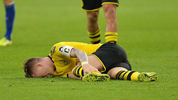 Reus verletzt am Boden