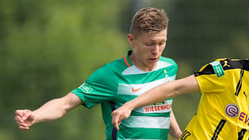 Luc Ihorst legt vorerst das Werder-Trikot ab