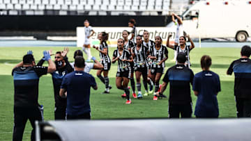 Botafogo venceu ida por 2 a 1, no Rio