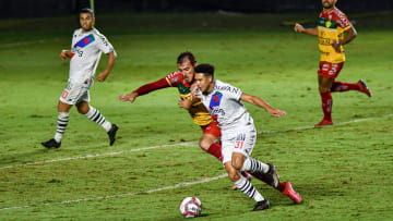 O Brusque recebe o Vasco na 26ª rodada da Série B do Campeonato Brasileiro. 