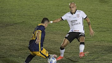 Fábio Santos deu declaração infeliz após o fim do jogo pela Copa do Brasil