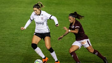 Corinthians venceu jogo de ida por 3 a 1