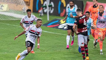 São Paulo venceu o Flamengo no Maracanã