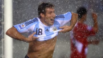 Palermo festeja su agónico gol en las Eliminatorias 2010