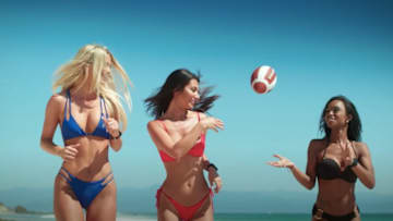 'Too Hot to Handle' memes all about the new Netflix dating show.