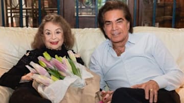 Delia Fiallo junto a "El Puma" Jose Luis Rodríguez, para quien creó el famoso personaje que le cambió la vida