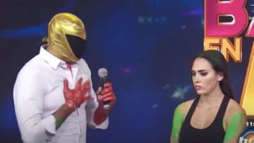 Tinieblas Jr. no tuvo opción y se disculpó con su compañera