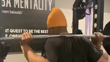 New York Giants RB Saquon Barkley showed why his quads are enormous.