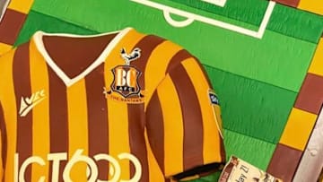 Malik received an incredible Bradford cake from partner Hadid 