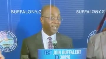 Buffalo mayor Byron Brown hilariously gave the city permission to celebrate Tom Brady leaving the Patriots