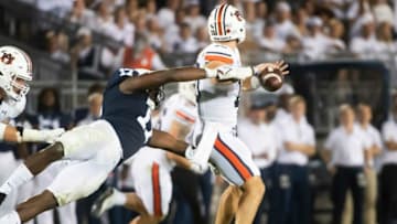 Penn State's Arnold Ebiketie almost gets to Auburn quarterback Bo Nix during play in the third quarter at Beaver Stadium on Saturday, Sept. 18, 2021, in State College.Hes Dr 091821 Pennstate 37