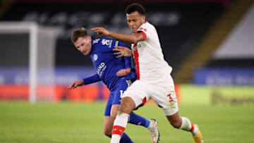 Leicester City's English midfielder Marc Albrighton (L) and Southampton's English defender Ryan Bertrand (R) (Photo by ALEX PANTLING/POOL/AFP via Getty Images)
