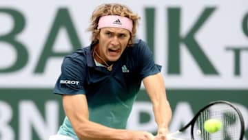 INDIAN WELLS, CALIFORNIA - MARCH 11: Alexander Zverev of Germany returns a shot to Jan-Lennard Struff of Germany during the BNP Paribas Open at the Indian Wells Tennis Garden on March 11, 2019 in Indian Wells, California. (Photo by Matthew Stockman/Getty Images)