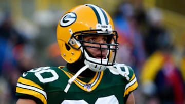 GREEN BAY, WISCONSIN - DECEMBER 15: Jimmy Graham #80 of the Green Bay Packers warms up before the game against the Chicago Bears at Lambeau Field on December 15, 2019 in Green Bay, Wisconsin. (Photo by Quinn Harris/Getty Images)