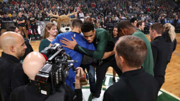 MILWAUKEE, WI - DECEMBER 7: Stephen Curry #30 of the Golden State Warriors and Giannis Antetokounmpo #34 of the Milwaukee Bucks hug before the game on December 7, 2018 at the Fiserv Forum in Milwaukee, Wisconsin. NOTE TO USER: User expressly acknowledges and agrees that, by downloading and/or using this photograph, user is consenting to the terms and conditions of the Getty Images License Agreement. Mandatory Copyright Notice: Copyright 2018 NBAE (Photo by Gary Dineen/NBAE via Getty Images)