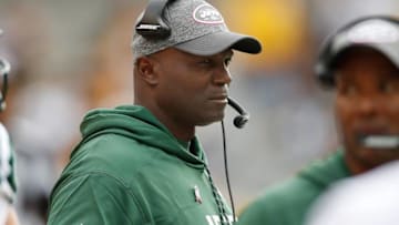 PITTSBURGH, PA - OCTOBER 09: Head coach Todd Bowles looks on during the second half while playing the Pittsburgh Steelers at Heinz Field on October 9, 2016 in Pittsburgh, Pennsylvania. Pittsburgh won the game 31-13.(Photo by Gregory Shamus/Getty Images)