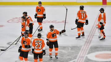 May 10, 2021; Philadelphia, Pennsylvania, USA; Philadelphia Flyers center Claude Giroux (28) and teammates acknowledge the crowd after win against the New Jersey Devils. Mandatory Credit: Eric Hartline-USA TODAY Sports