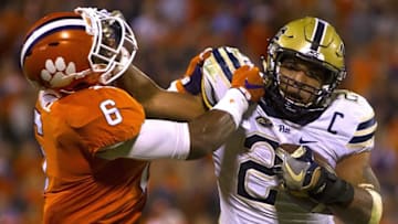 Nov 12, 2016; Clemson, SC, USA; Clemson Tigers linebacker Dorian O