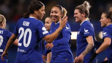 Lauren James of Chelsea FC celebrates with teammates (Photo by Ryan Pierse/Getty Images)