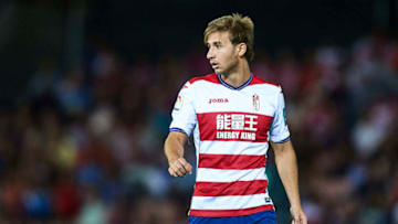 GRANADA, SPAIN - SEPTEMBER 21: Sergi Samper of Granada CF looks on during the match between Granada CF vs SD Eibar as part of La Liga at Nuevo los Carmenes Stadium on September 11 on September 21, 2016 in Granada, Spain. (Photo by Aitor Alcalde Colomer/Getty Images)