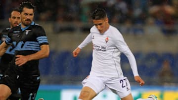 ROME, ITALY - MAY 15: Cristian Tello of ACF Fiorentina scores the team's third goal during the Serie A match between SS Lazio and ACF Fiorentina at Stadio Olimpico on May 15, 2016 in Rome, Italy. (Photo by Paolo Bruno/Getty Images)