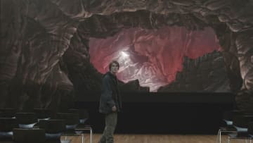 Louis Hoffman as Jonas Kahnwald in Dark Season 3