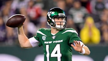 EAST RUTHERFORD, NEW JERSEY - OCTOBER 21: Sam Darnold #14 of the New York Jets attempts a pass against the New England Patriots during the second half at MetLife Stadium on October 21, 2019 in East Rutherford, New Jersey. (Photo by Steven Ryan/Getty Images)