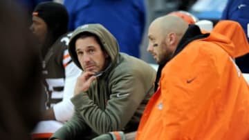 Nov 16, 2014; Cleveland, OH, USA; Cleveland Browns offensive coordinator Kyle Shanahan and Cleveland Browns quarterback Brian Hoyer (6) on the bench during the fourth quarter against the Houston Texans at FirstEnergy Stadium. The Texans beat the Browns 23-7. Mandatory Credit: Ken Blaze-USA TODAY Sports