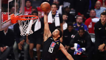 LOS ANGELES, CALIFORNIA - APRIL 21: Jerome Robinson #10 of the Los Angeles Clippers dunks the ball against the Golden State Warriors during the second quarter of Game Four of Round One of the 2019 NBA Playoffs at Staples Center on April 21, 2019 in Los Angeles, California. NOTE TO USER: User expressly acknowledges and agrees that, by downloading and or using this photograph, User is consenting to the terms and conditions of the Getty Images License Agreement. (Photo by Yong Teck Lim/Getty Images)